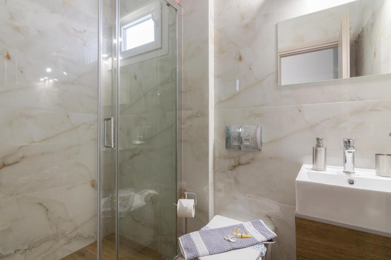 Aphrodite Apartment Athens Exterior photo