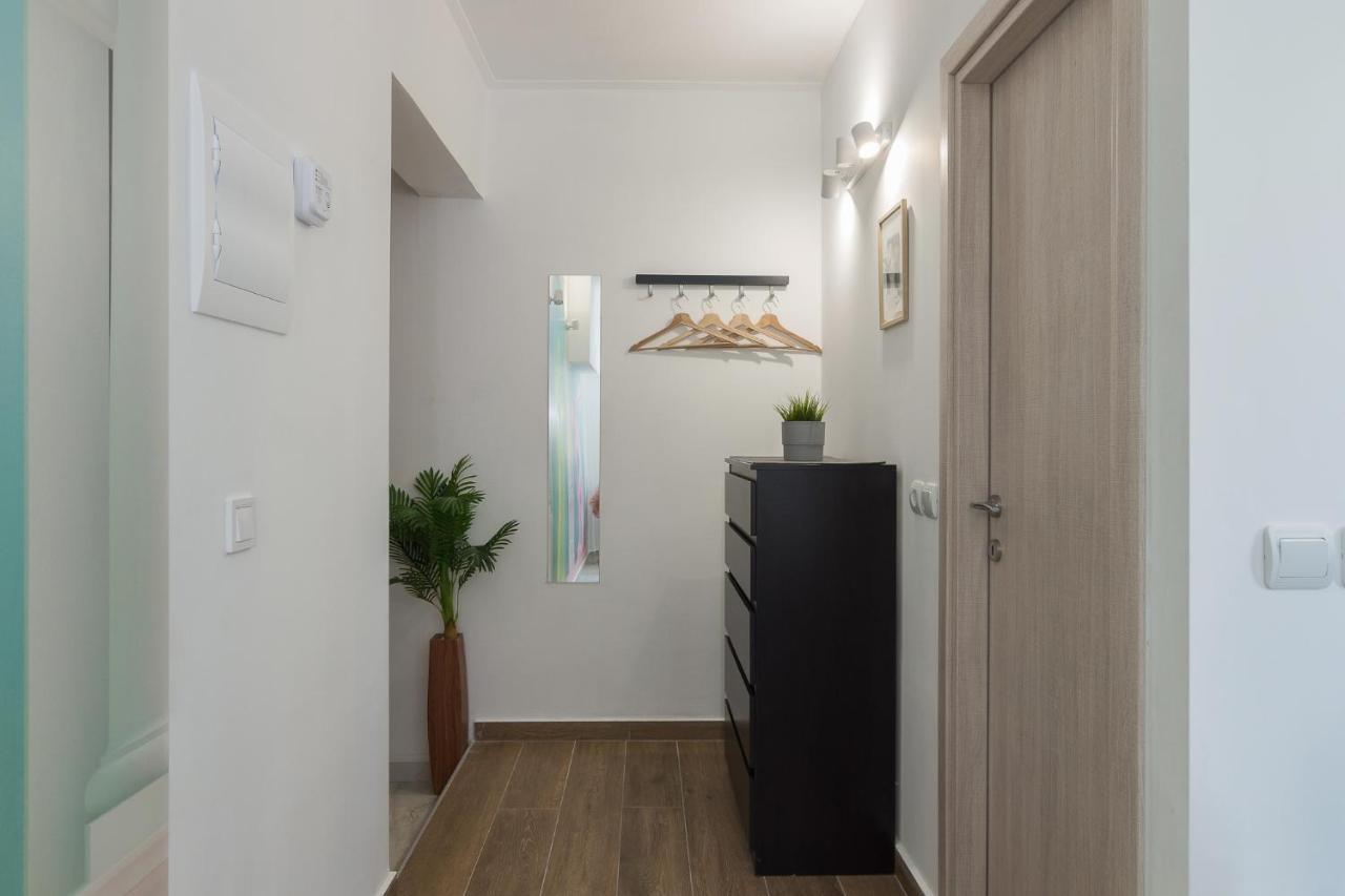 Aphrodite Apartment Athens Exterior photo